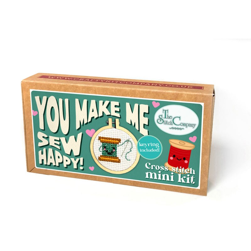 Your Make Me Sew Happy sleutelhanger - Klosje garen - Mini borduurpakket