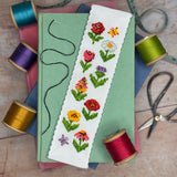 Cottage Garden boekenlegger - Bloemen - Borduurpakket voor beginners