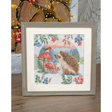 Woodland Wander - Egel en roodborstje borduurpakket - Jane Sunner
