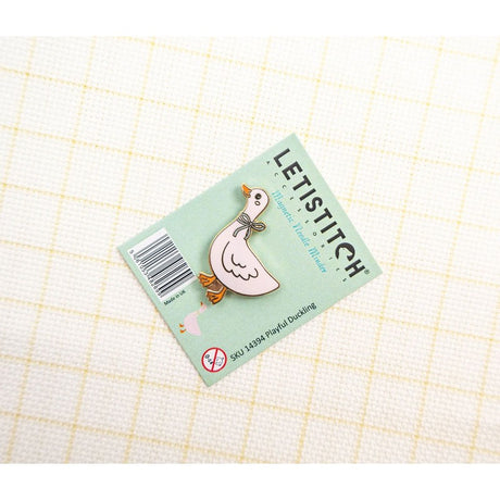 Playful Duckling - Gans met strik - LetiStitch Needle Minder