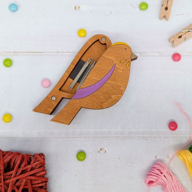 houten-naaldenboxje-vogel - Kind Fox