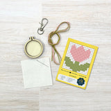 You Are Blooming Lovely sleutelhanger - Tulp - Mini borduurpakket