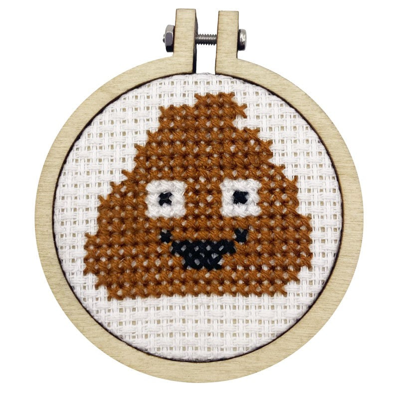 Shit Happens! - Drol sleutelhanger - Mini borduurpakket