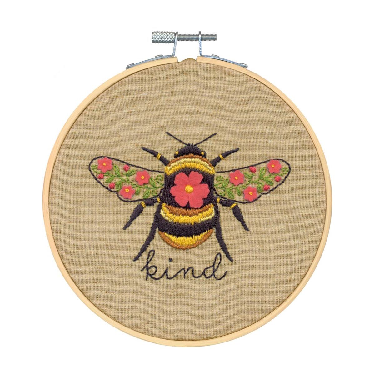 Bedreven voor mij Verfijning Bee Kind - Dimensions borduurpakket - Iris Borduurt